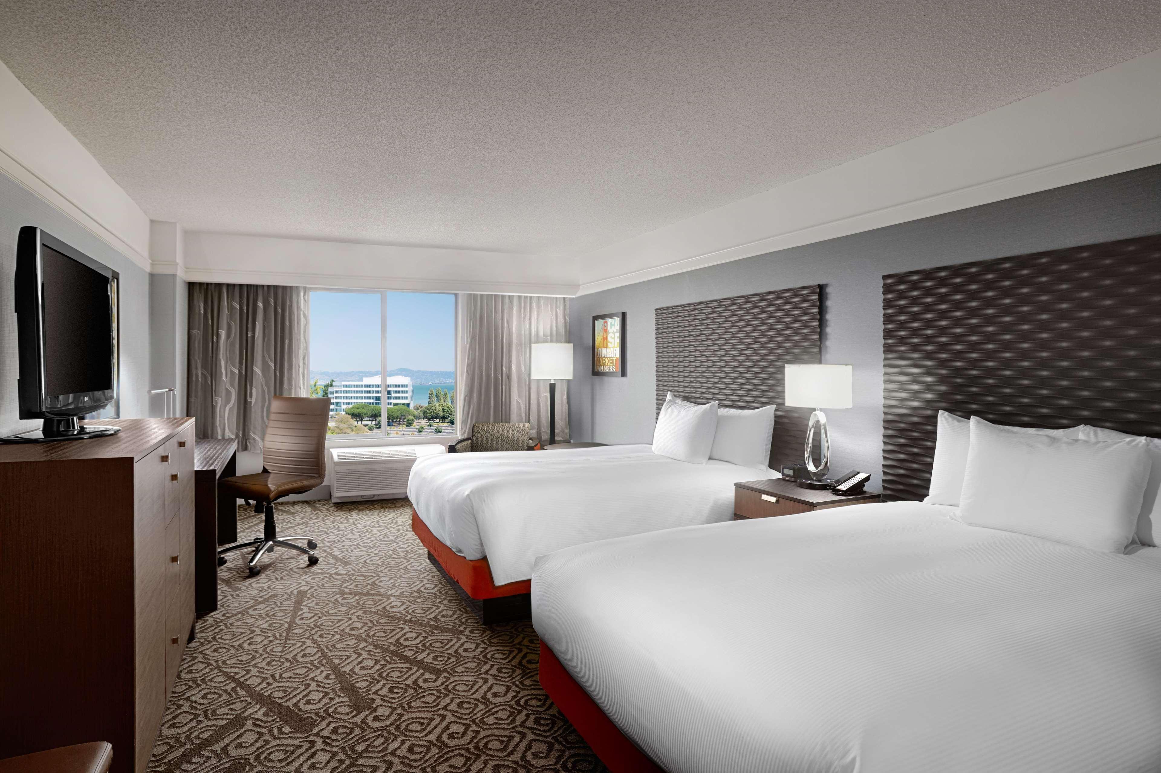 Doubletree By Hilton San Francisco Airport North Bayfront Hotel Brisbane Exterior photo